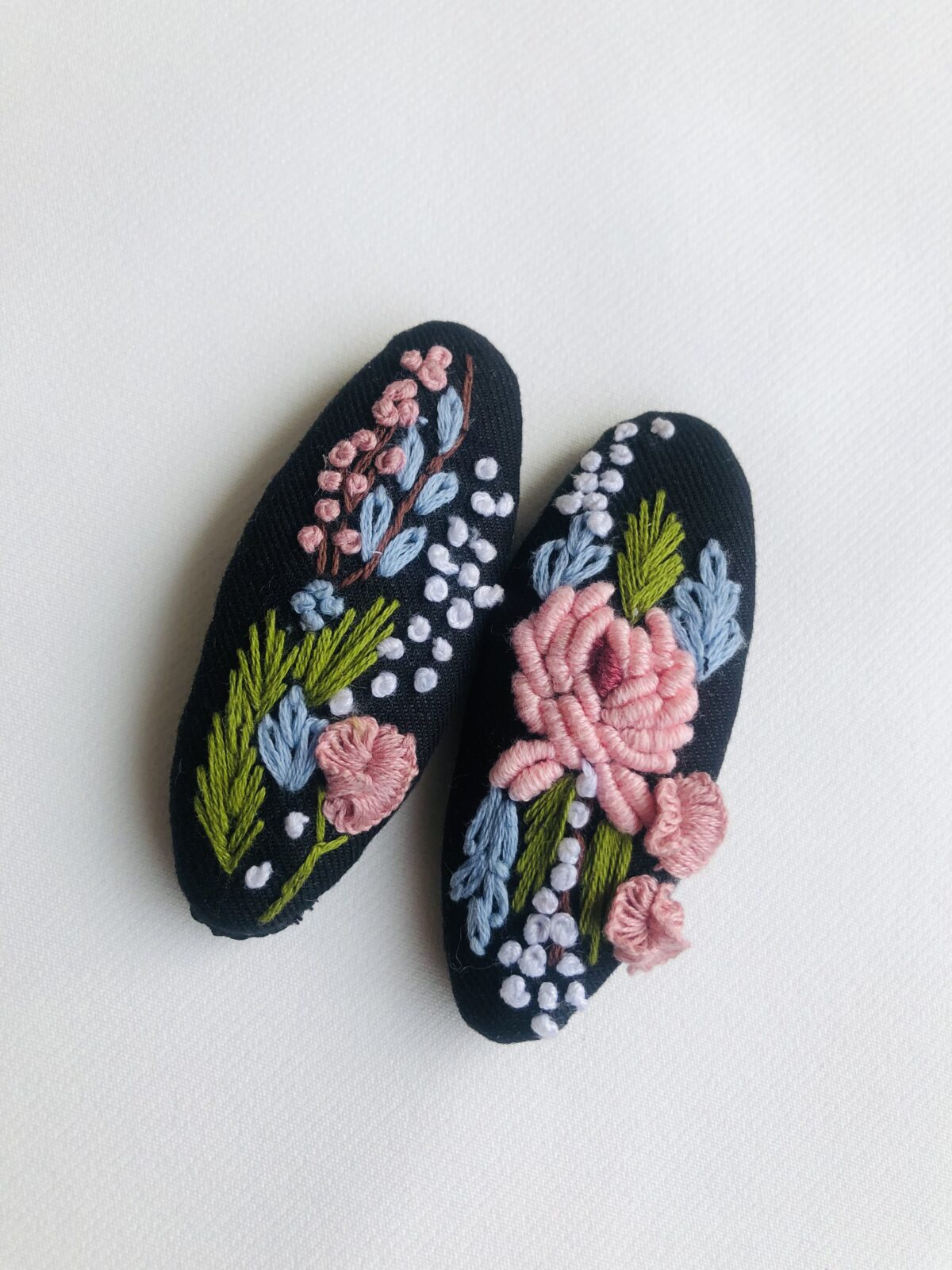 Midnight Blossom Hairpins - Image 1