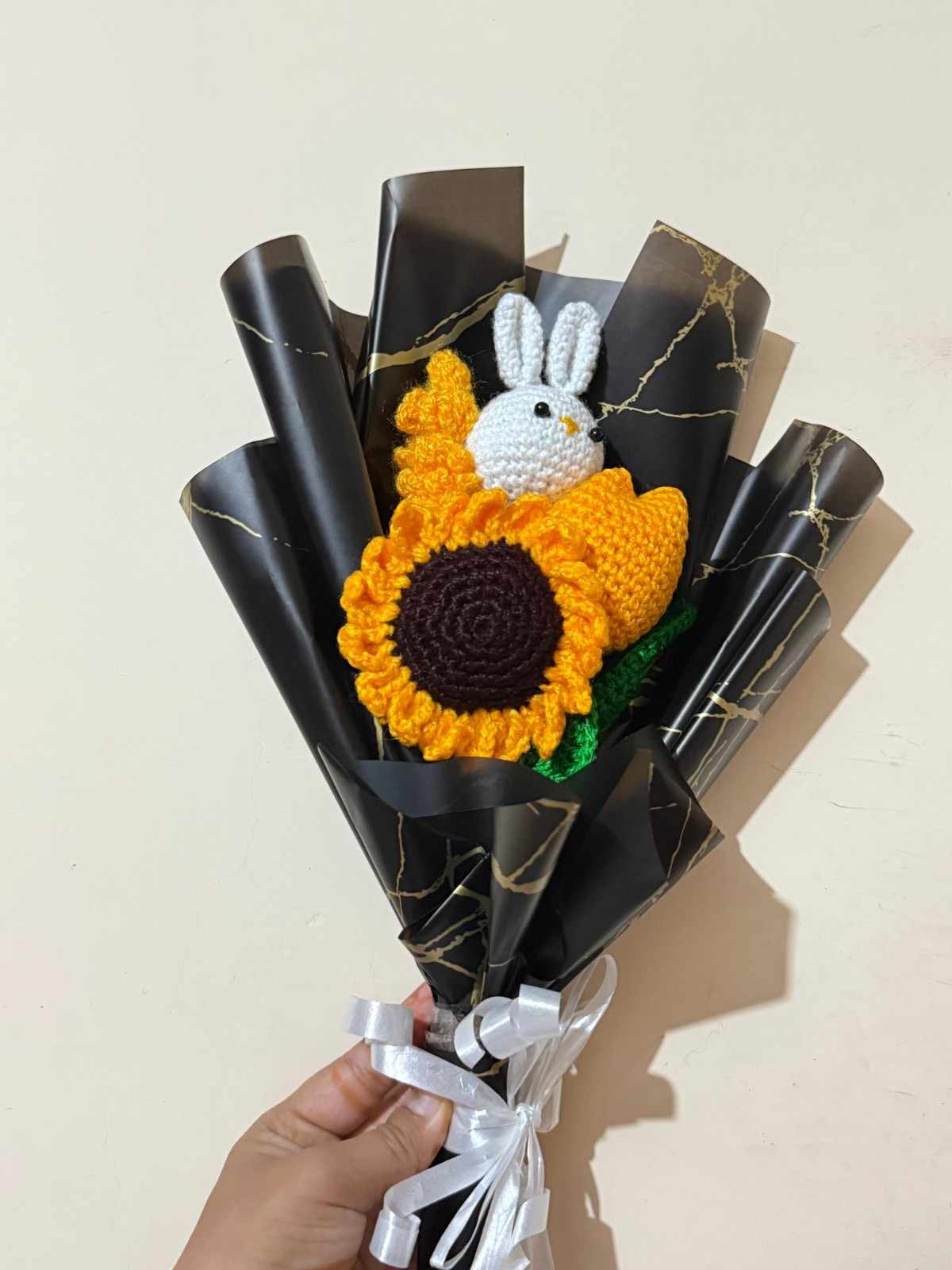 2 (1) Sunflower joy bouquet - Image 1