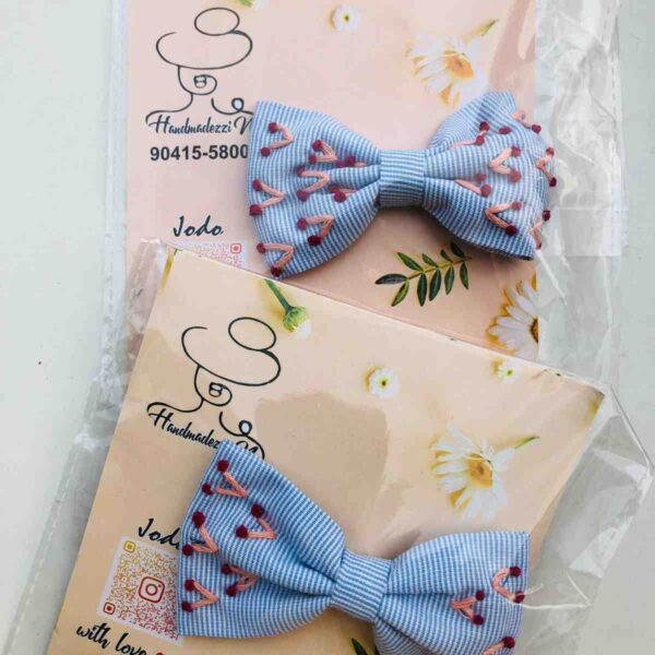 Minimal Design Hair Bow