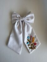 White lazy daisies