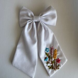 White lazy daisies